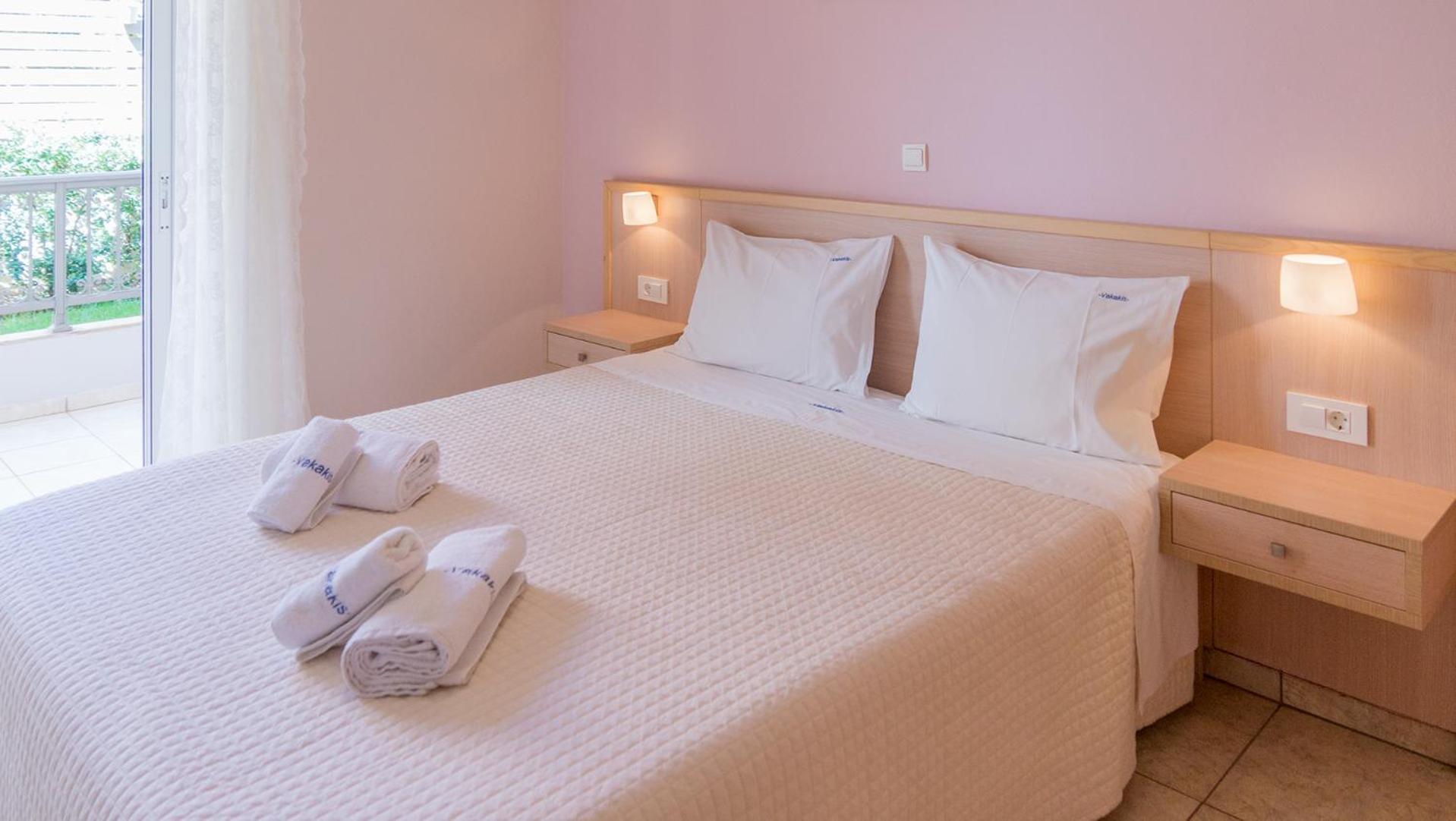 Vakakis-Me Apartments Палеохора Екстер'єр фото